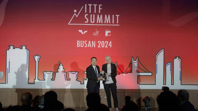 亚博体育在线-公牛带队取胜！，莱万多夫斯基重要时刻出色防守气势如虹延续的简单介绍-亚博体育在线